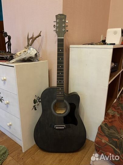 Акустическая гитара Jnari, электрогитара