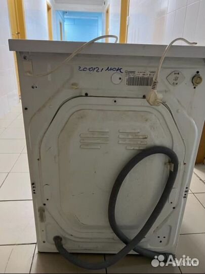 Стиральная машина бу indesit w104T или запчасти
