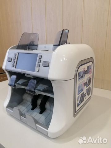 Счетчик-сортировщик банкнот kisan newton