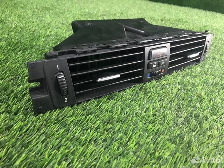 Воздуховод салона Bmw 3 E90 N54B30 2006