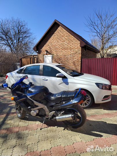 Кавасаки zzr 400