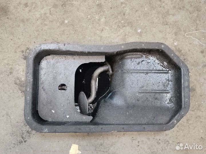 Продам поддон и маслоприемник двигателя 4G54