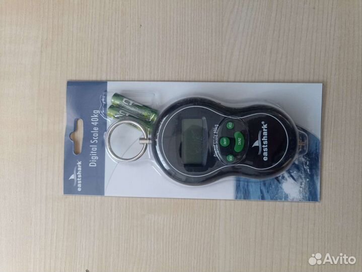 Безмен с рулеткой 1м east shark