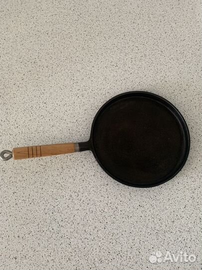 Чугунная сковорода блинная
