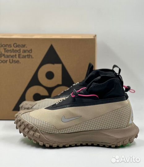 Nike ACG Moutain Fly Gore-Tex Beige