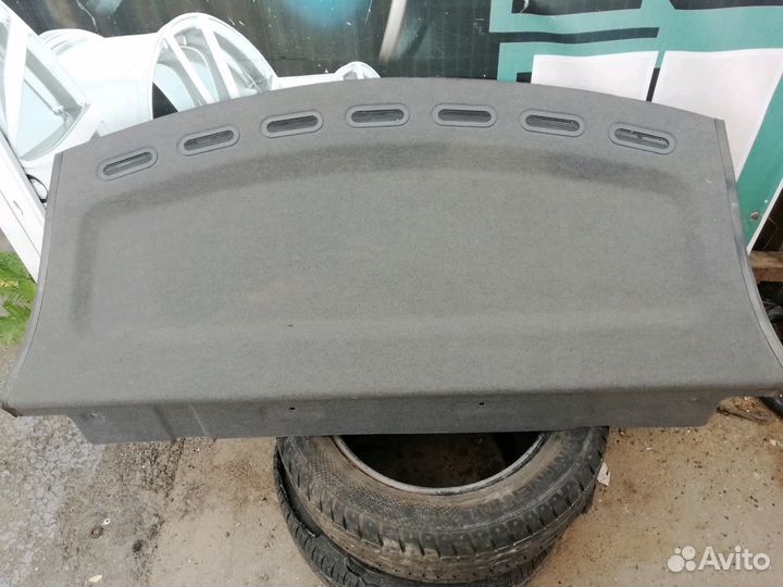 Задняя полка Форд фокус2