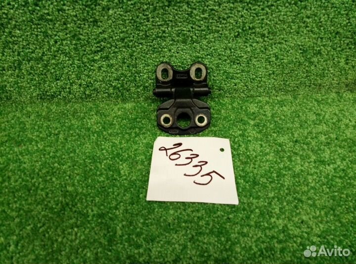 Петля двери передней правой нижняя Mercedes Benz 1