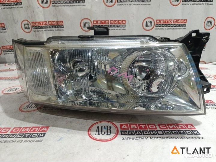Фара правая mitsubishi chariot grandis