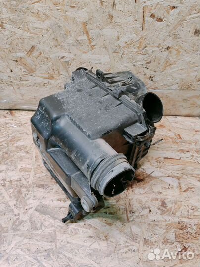 Корпус воздушного фильтра Kia Cerato