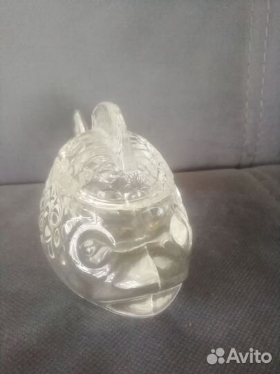 Стекляннвя рыбка