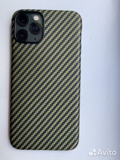 Чехол на iPhone 11 pitaka