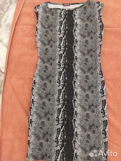 Пакетом вещи 42-44 размера