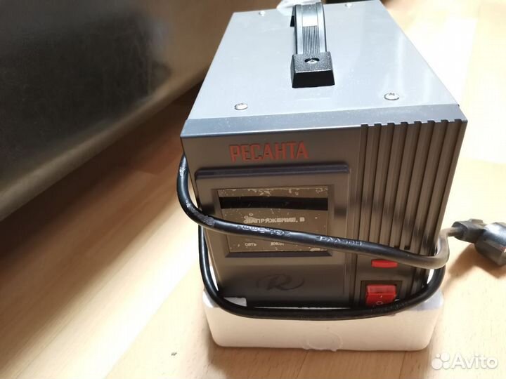 Стабилизатор напряжения Ресанта асн-2000