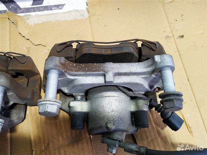 Суппорт Volkswagen Passat B6 1.8 BZB 2008