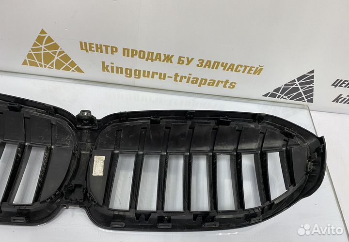 Решетка радиатора BMW 3 G20 OEM 51137449432