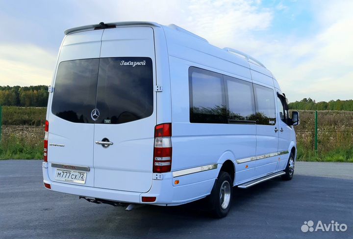 Аренда /Заказ /Прокат /Услуги микроавтобуса