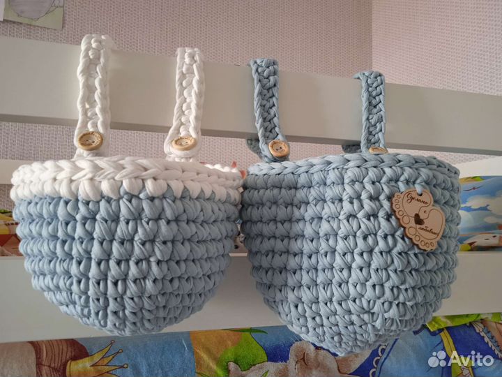 Подвесная корзинка (кармашек) на кроватку