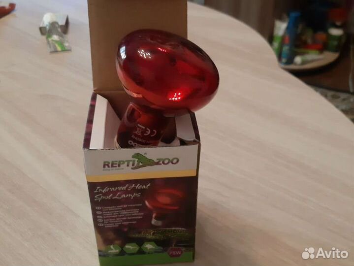 Инфракрасная греющая лампа для террариумов