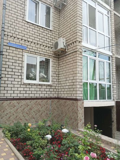 Дом 217 м² на участке 2 сот.