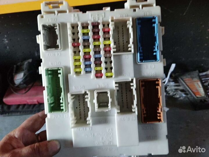 Блок предохранителей Форд куга 2 дизель