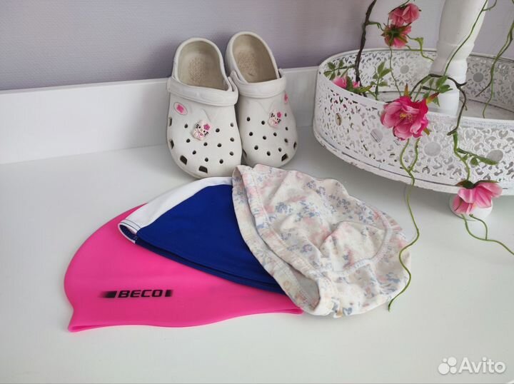 Шапочки для бассейна