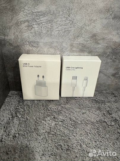 Зарядка на iPhone 20w