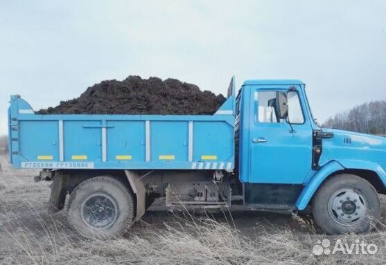 Чернозем, грунт, земля от карьера