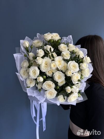 Белые розы