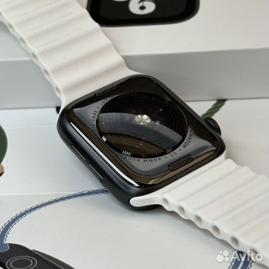 Apple Watch SE 44mm Space Gray