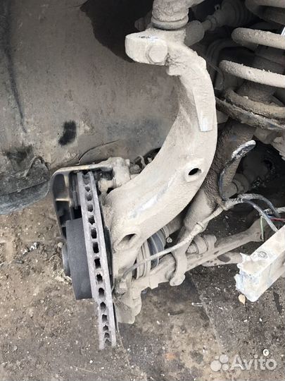 Ауди а8 4.2л.передние тормозные диски и суппорта