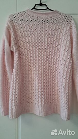 Свитер женский