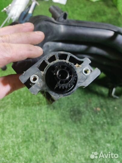 Впускной коллектор Nissan 2.0 Mr20Dd