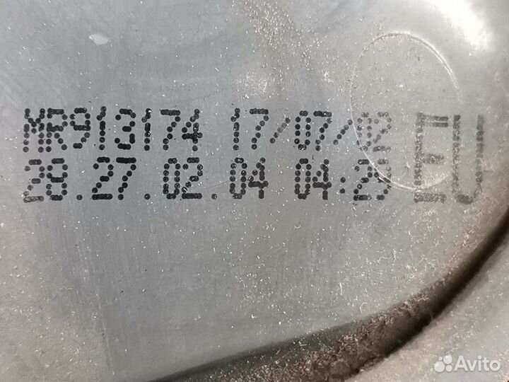 Фонарь задний для Mitsubishi Space Star MR990990