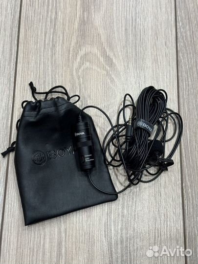Микрофон петличный boya