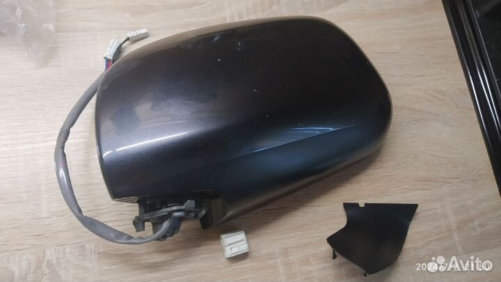 Зеркало заднего вида правое-наружное RAV 4 2007