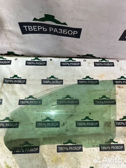 Стекло переднее левое Ford Focus 2 1.6 2005-2011