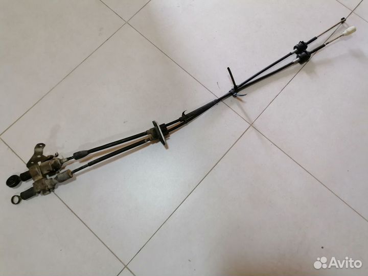 Троса МКПП для Mitsubishi Carisma (DA) 1999-2003