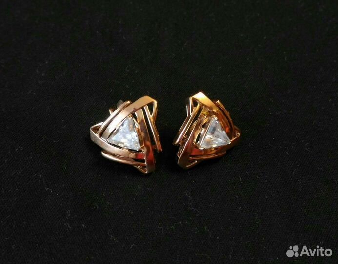 Золотой гарнитур