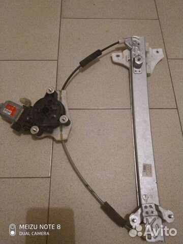 Стеклоподъемник задний правый Hyundai Solaris 2