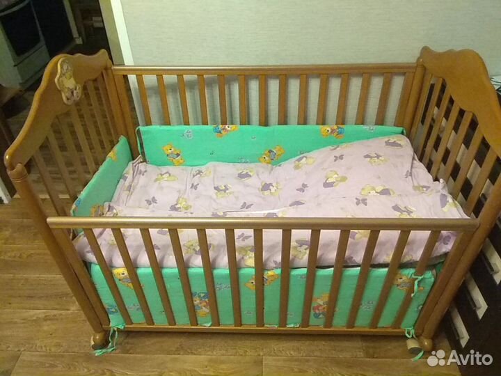Детская кроватка