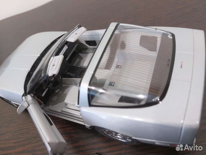 Chevrolet Corvette C4 1984 1/18 Greenlight