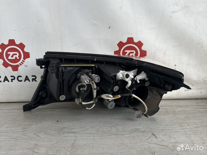 Land Cruiser 200 Фара правая