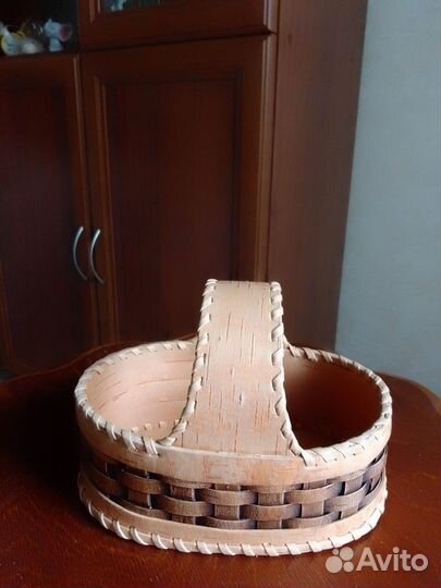 Корзинка декоративная из натур.дерев.материала