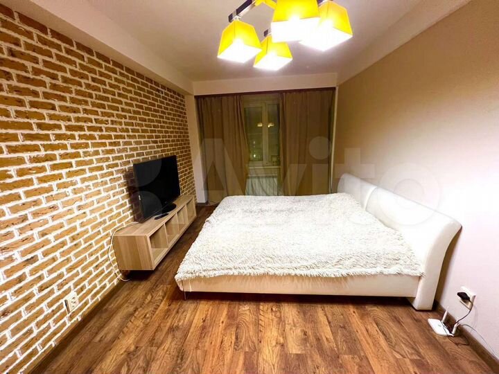 1-к. квартира, 45 м², 8/15 эт.