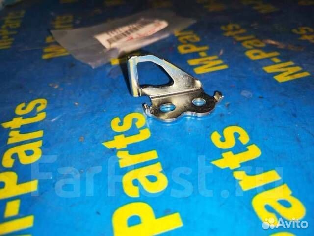 Петля замка багажника Toyota Corona Premio