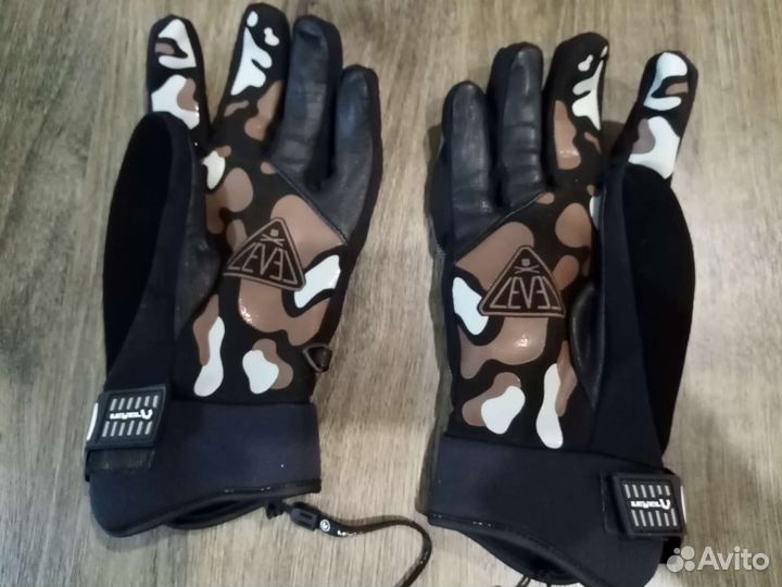 Горнолыжные перчатки мужские level
