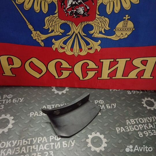 Накладка левого фанаря Hyundai ix 35