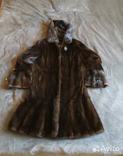 Шуба норковая цельная