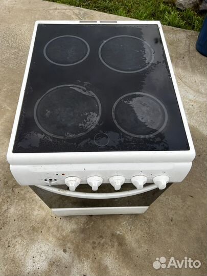 Продам электроплиту zanussi