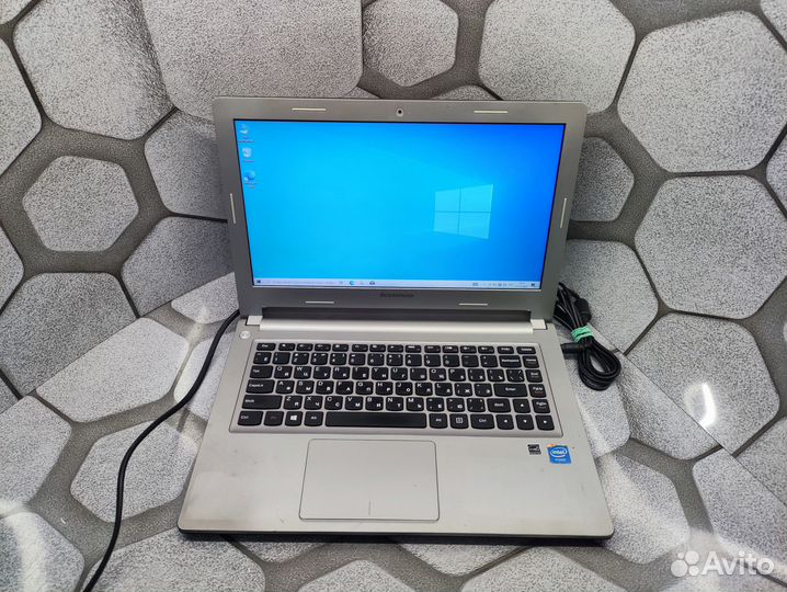 Тонкий и Легкий lenovo 13.3